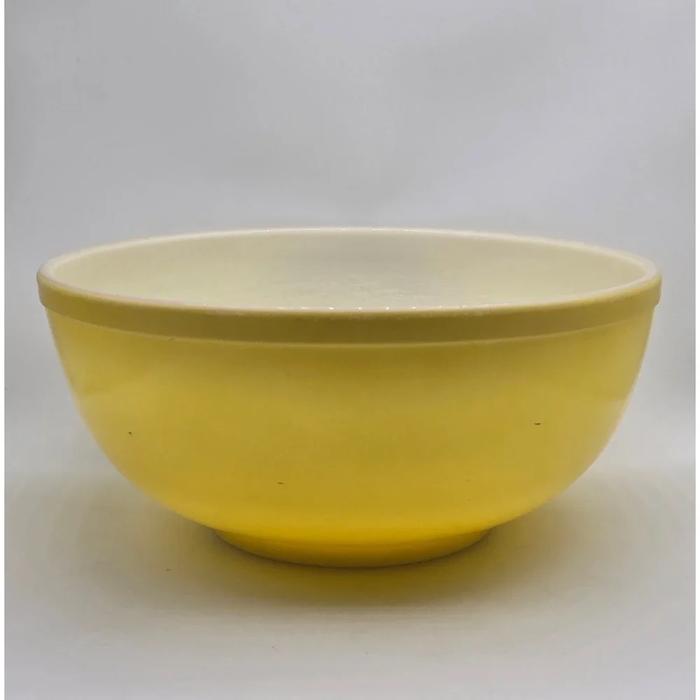 Pyrex classic vintage